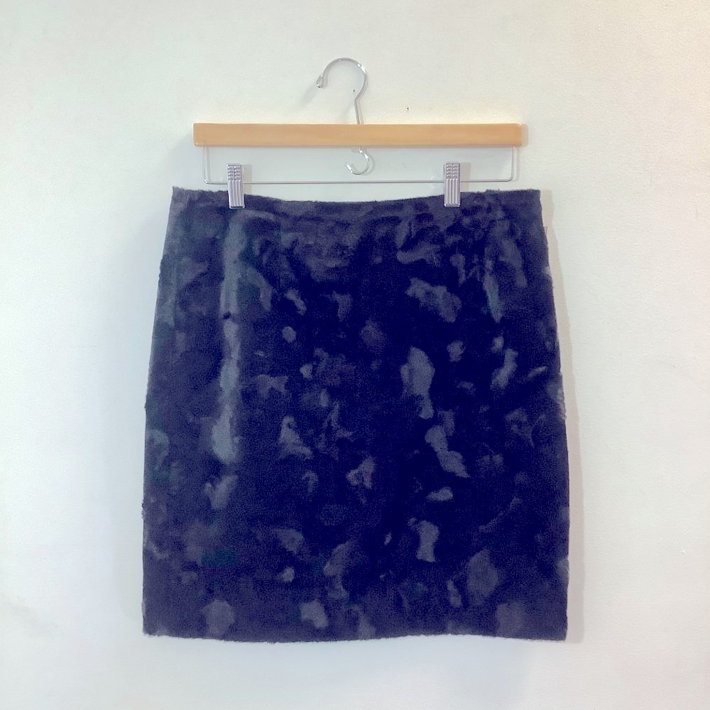 Worth Designer Black Fur Texture Skirt Size 10